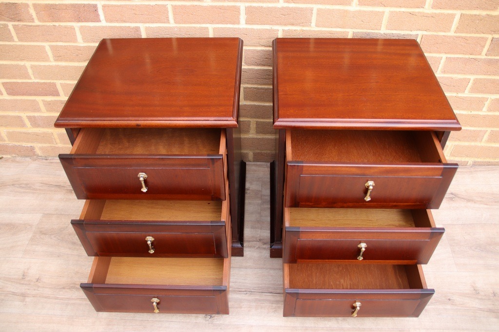 Pair of Meredew Bedside Tables - Image 9
