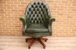 Chesterfield Padded Directors Chair - Image 2