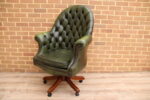 Chesterfield Padded Directors Chair - Image 4