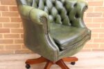 Chesterfield Padded Directors Chair - Image 10