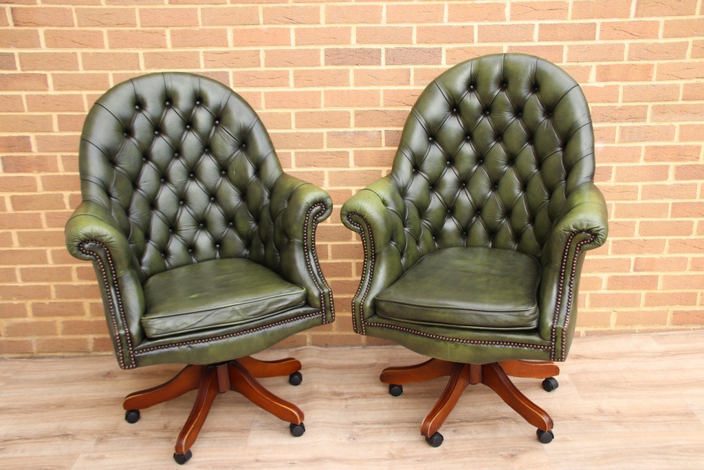 Pair of Chesterfield Padded Directors Chairs - Image 1