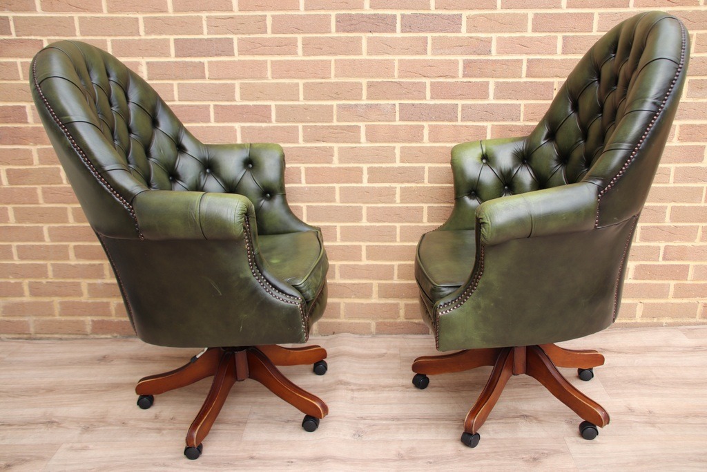 Pair of Chesterfield Padded Directors Chairs - Image 5