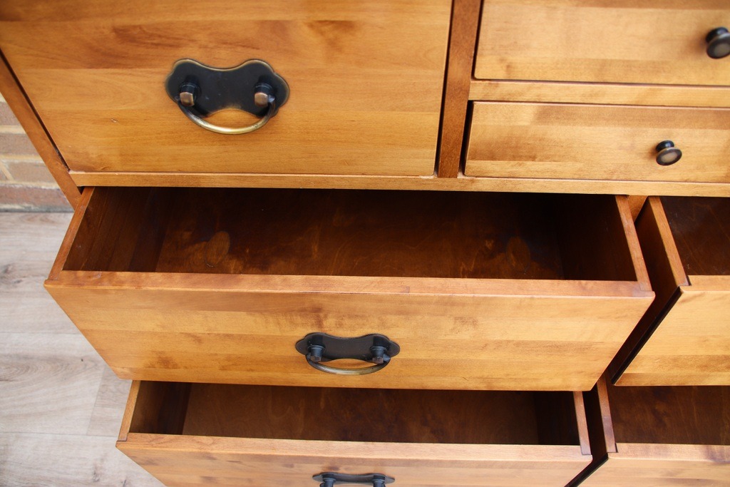 Laura Ashley Garrat Honey Chest of Drawers - Image 10
