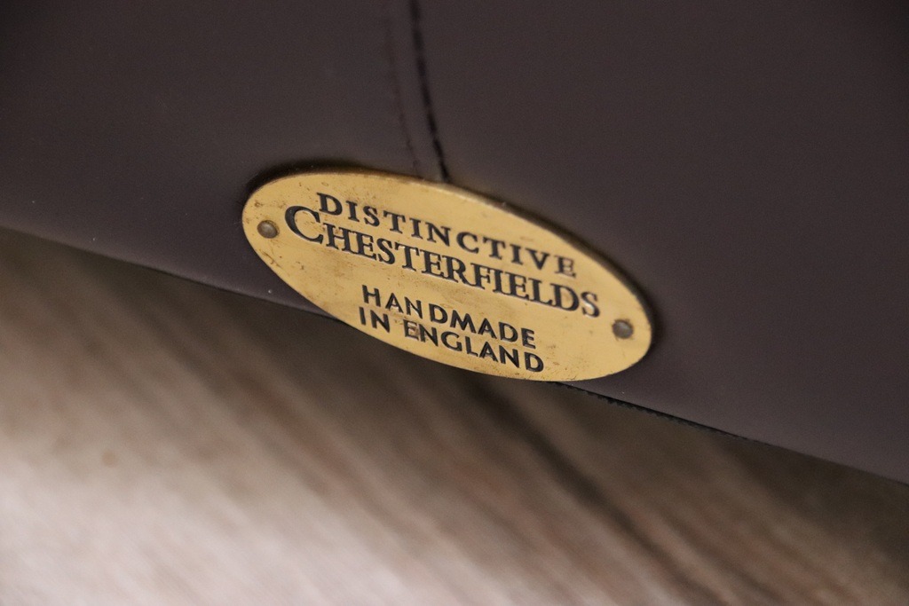 London Chesterfield Sofa - Image 12
