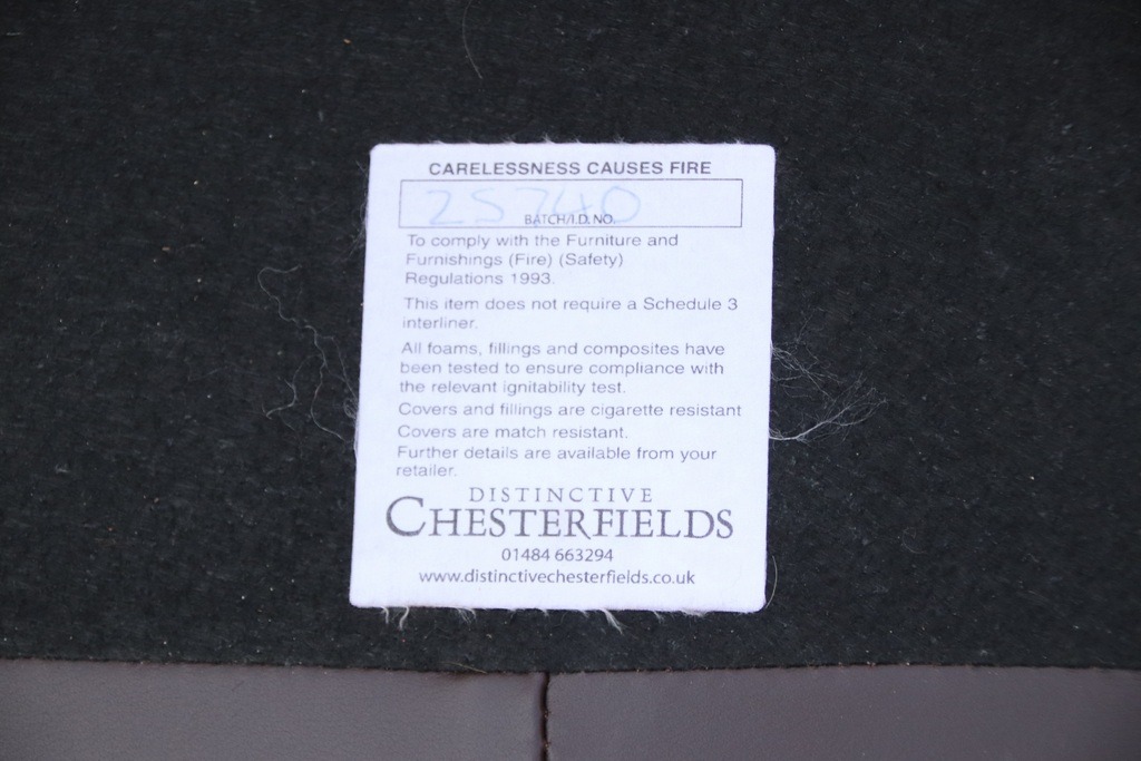 London Chesterfield Sofa - Image 14