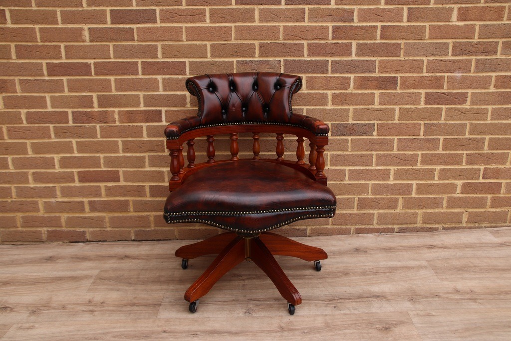Chesterfield Vintage Captains Chair - Image 1