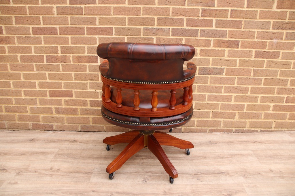 Chesterfield Vintage Captains Chair - Image 6