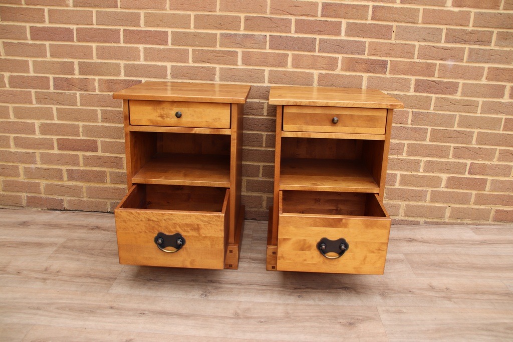 Garrat Honey Bedside Tables - Image 3