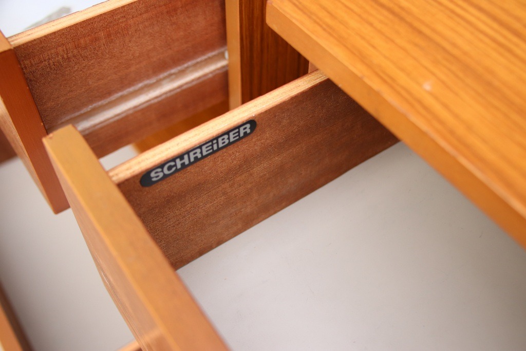 Pair of Schreiber Bedside Tables - Image 5