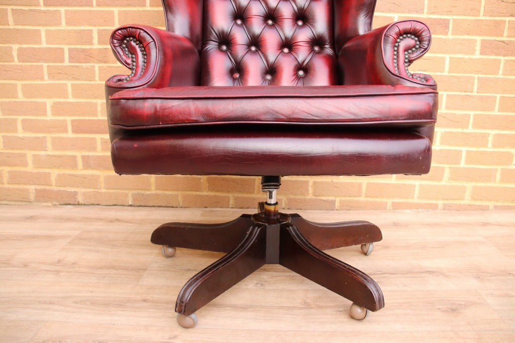Vintage Executive Ambassador Chesterfield Chair - Image 12