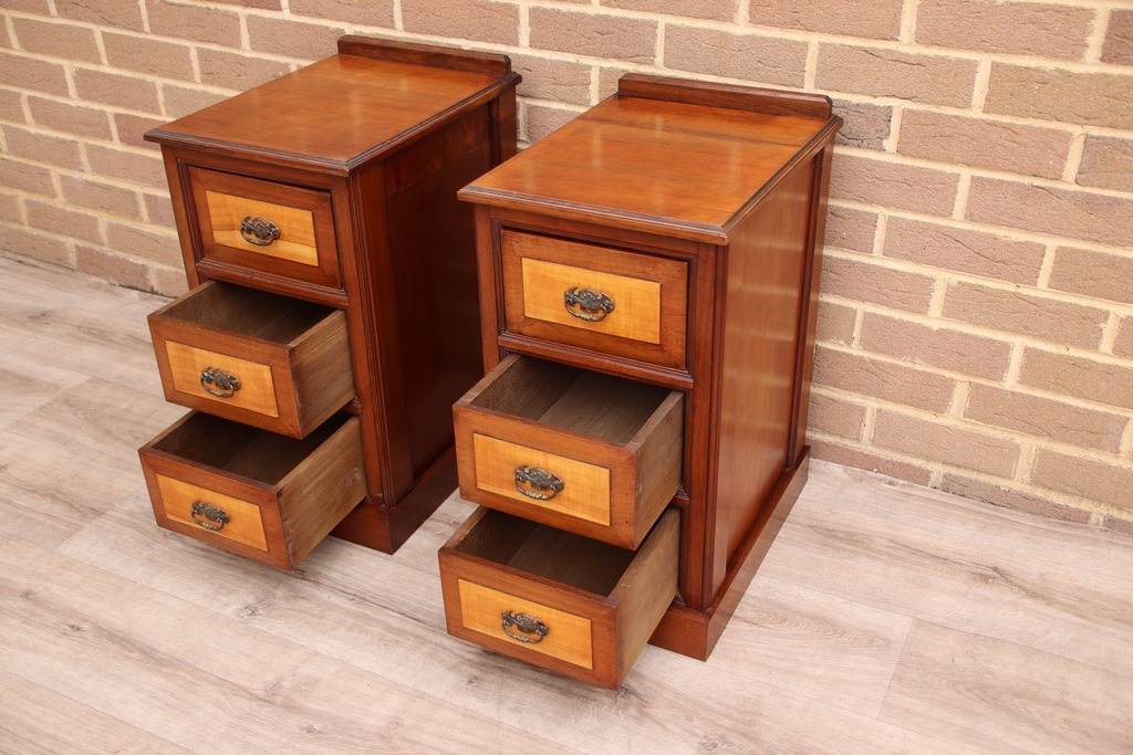 Pair of Vintage Inlaid Bedside Tables - Image 4