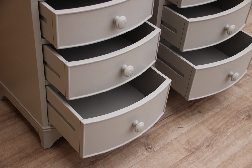 Pair of Laura Ashley Broughton Bedside Tables - Image 7