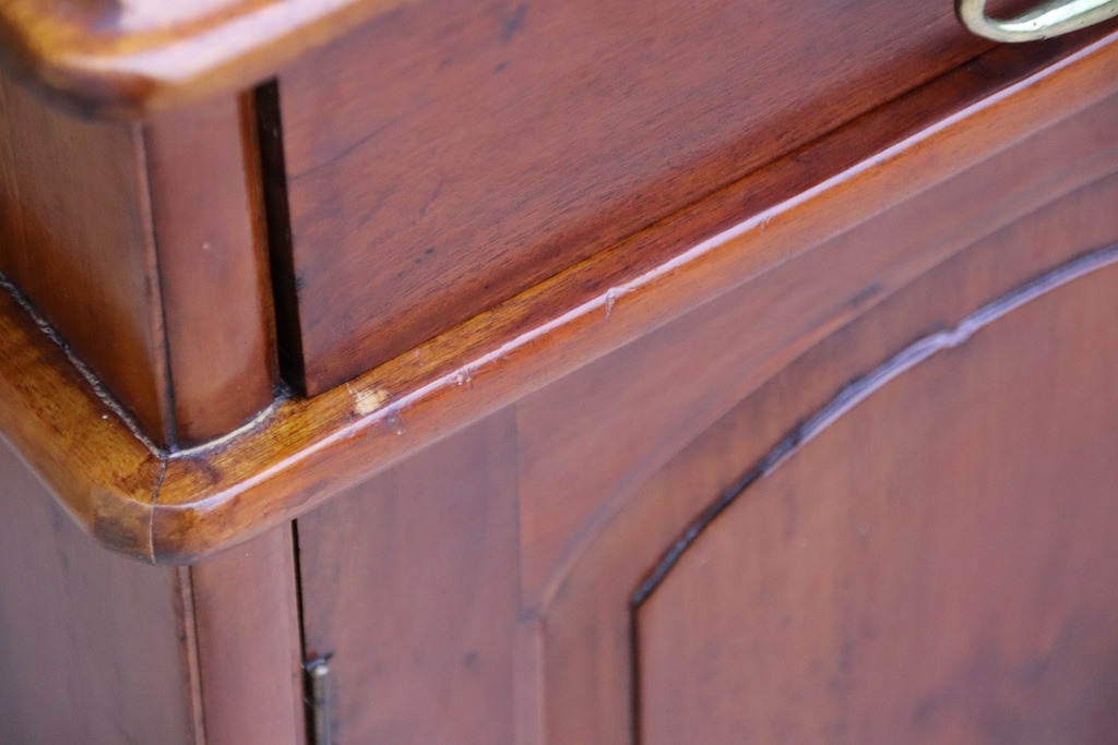 Pair of Mahogany Crafted Bedside Tables - Image 14
