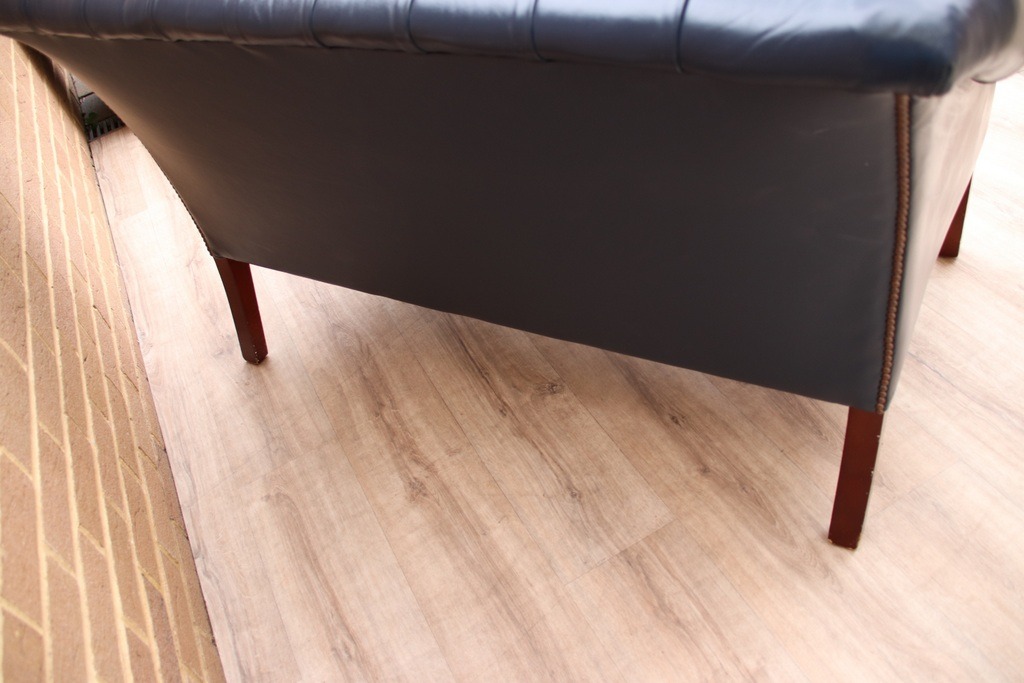 Ashbury Chesterfield Sofa - Image 12