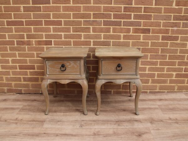 Pair of Willis and Gambier Bedside Tables