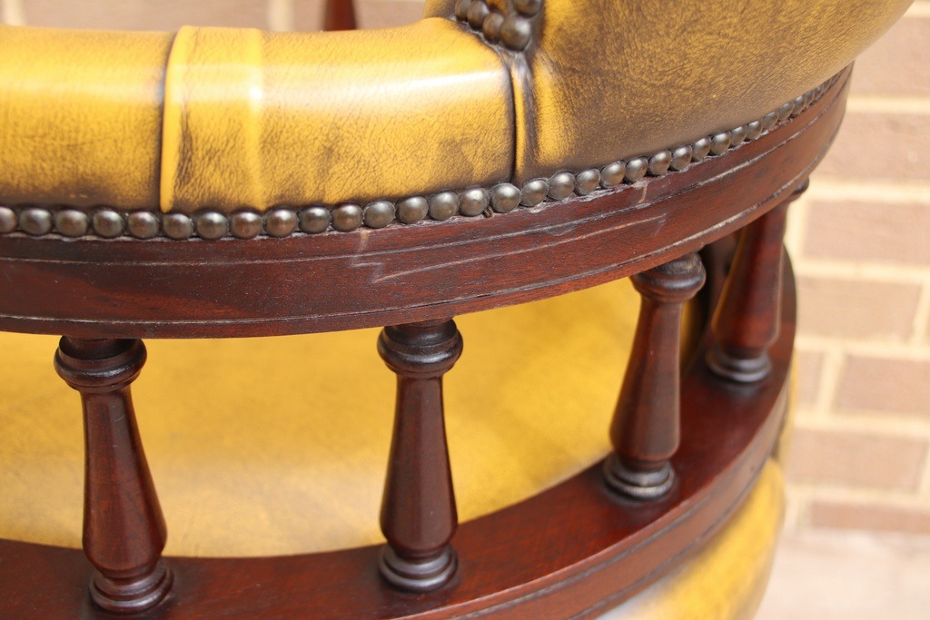 Chesterfield Vintage Captains Chair - Image 13