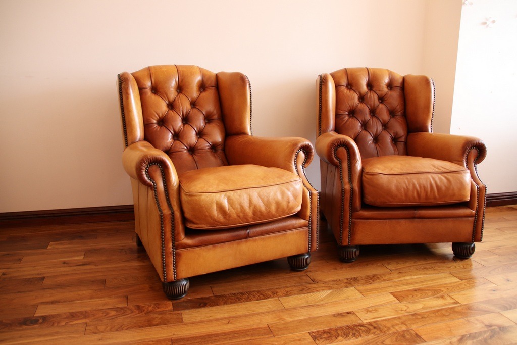 Pair of Tetrad Oskar Armchairs - Image 3