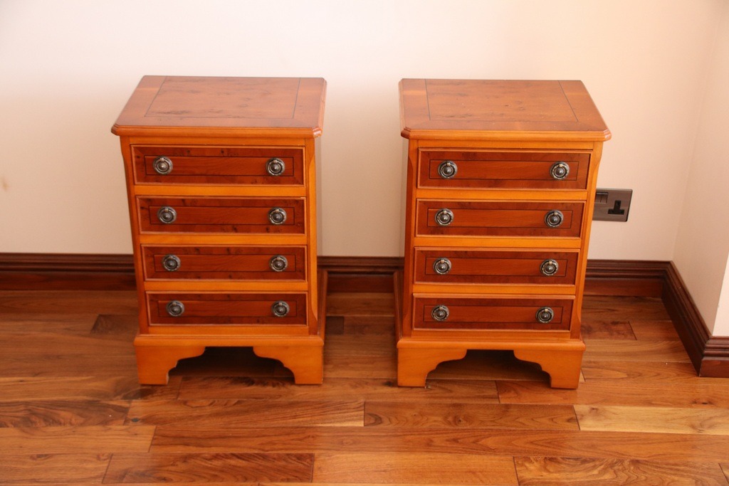 Pair of Burr Bedside Tables - Image 3