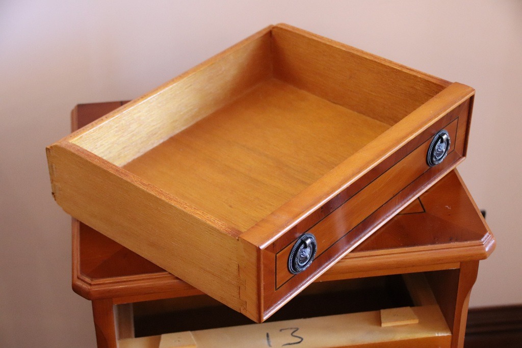 Pair of Burr Bedside Tables - Image 14
