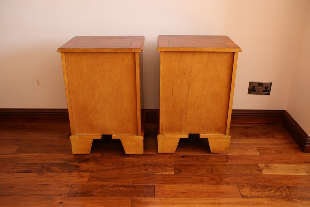 Pair of Burr Bedside Tables - Image 16