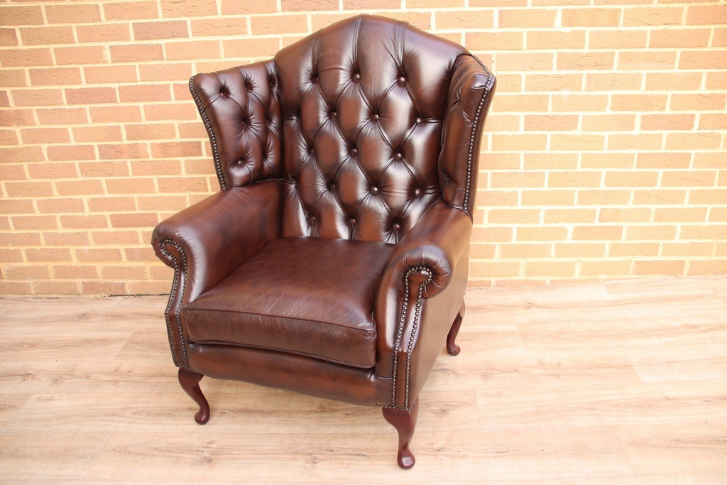 Thomas Lloyd Chesterfield Regent Sofa Suite - Image 6