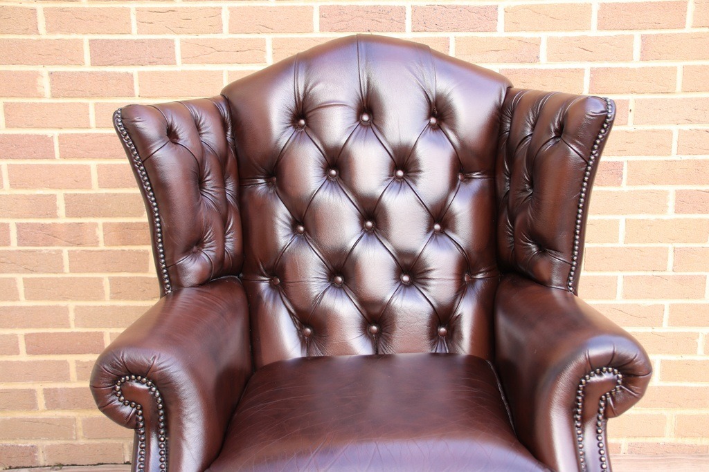 Thomas Lloyd Chesterfield Regent Sofa Suite - Image 13