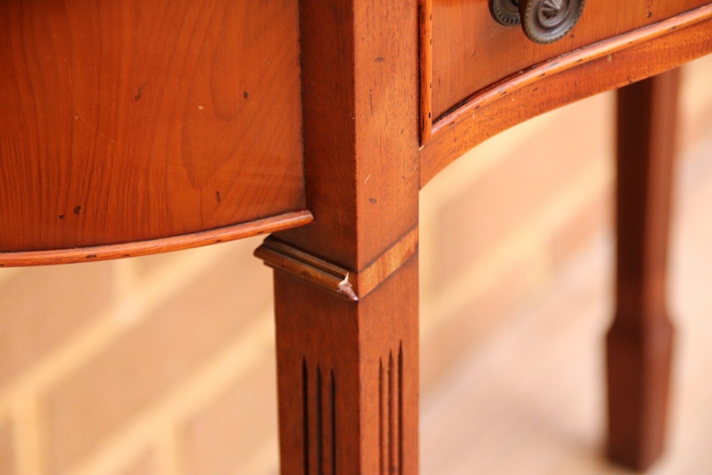 Vintage Georgian Serpentine Console - Image 9